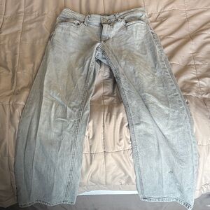 Aeropostale low rise baggy size 4 short gray jeans! Like new!